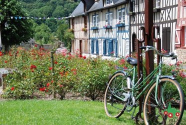 https://www.les-plus-beaux-villages-de-france.org/fr/nos-villages/le-bec-hellouin/